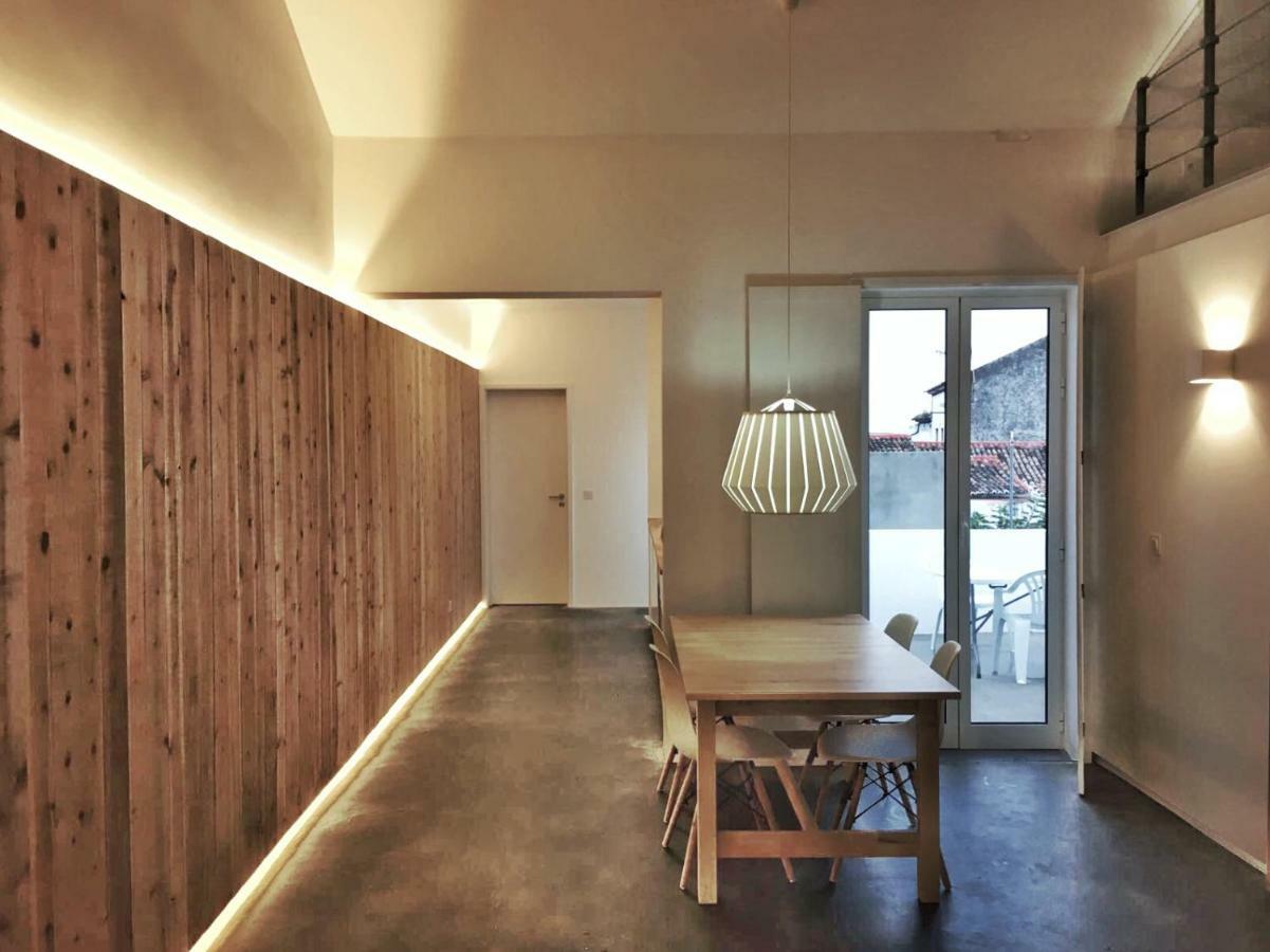 Casa Do Pisao - Cosy And Modern Two-Bedroom Townhouse 앙그라두에루이스무 외부 사진